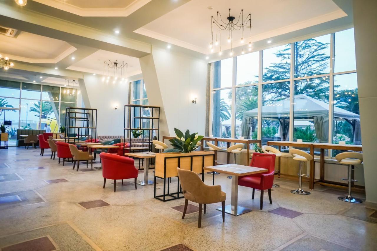 Amza Park Hotel Γκάγκρα Εξωτερικό φωτογραφία