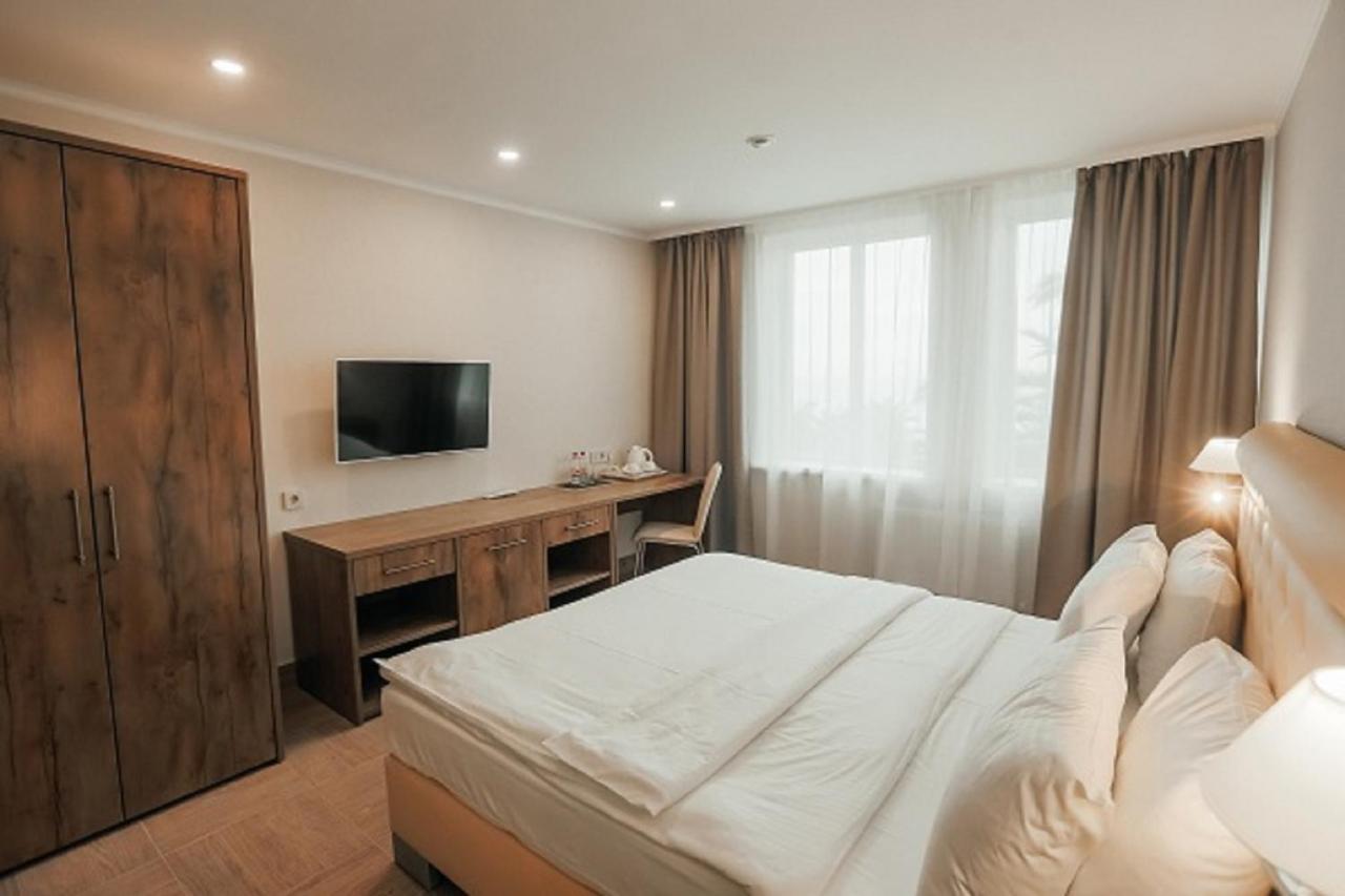 Amza Park Hotel Γκάγκρα Εξωτερικό φωτογραφία