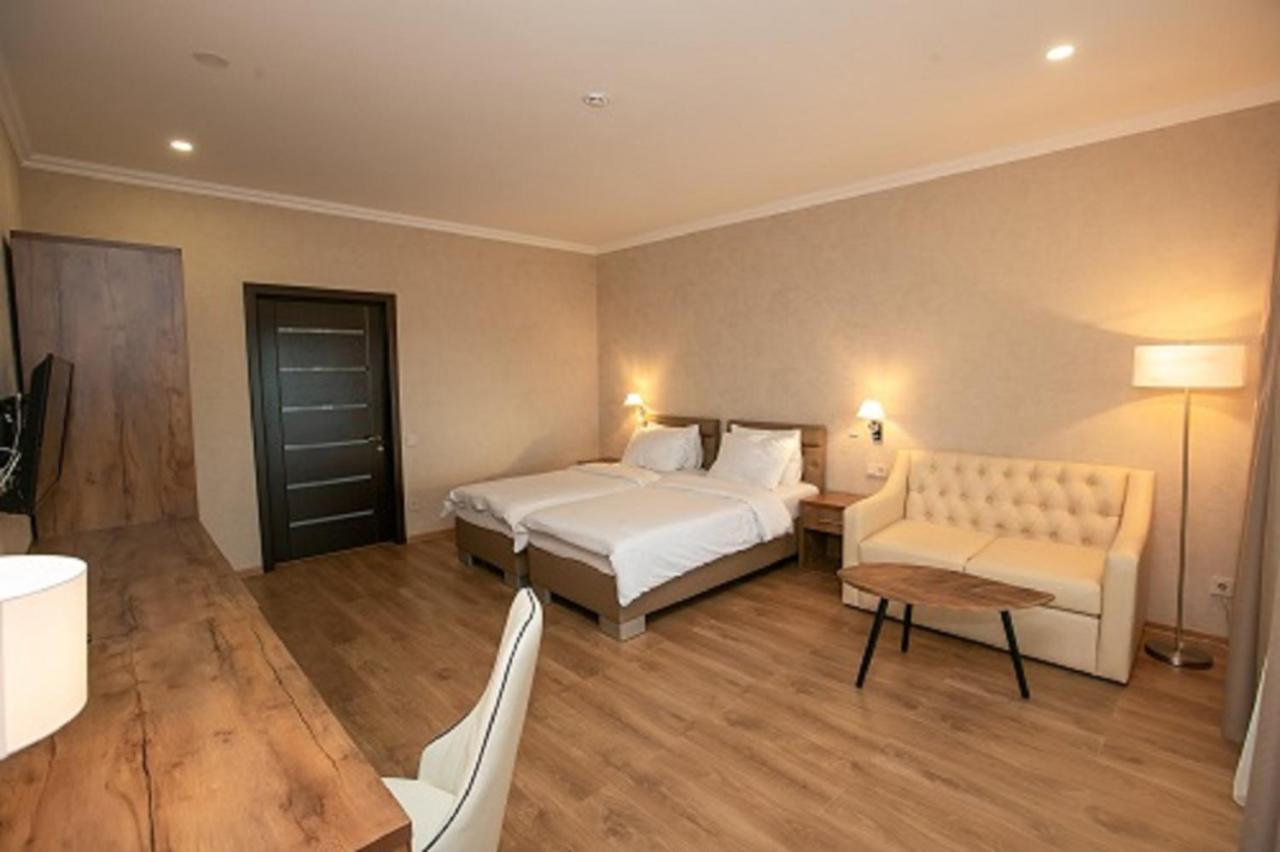 Amza Park Hotel Γκάγκρα Εξωτερικό φωτογραφία